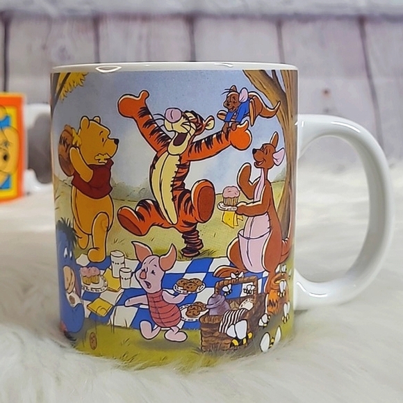 Vintage 90s Disney Winnie-the-Pooh Bundle of Three Mugs Coffee Cup Collectible - Picture 14 of 16